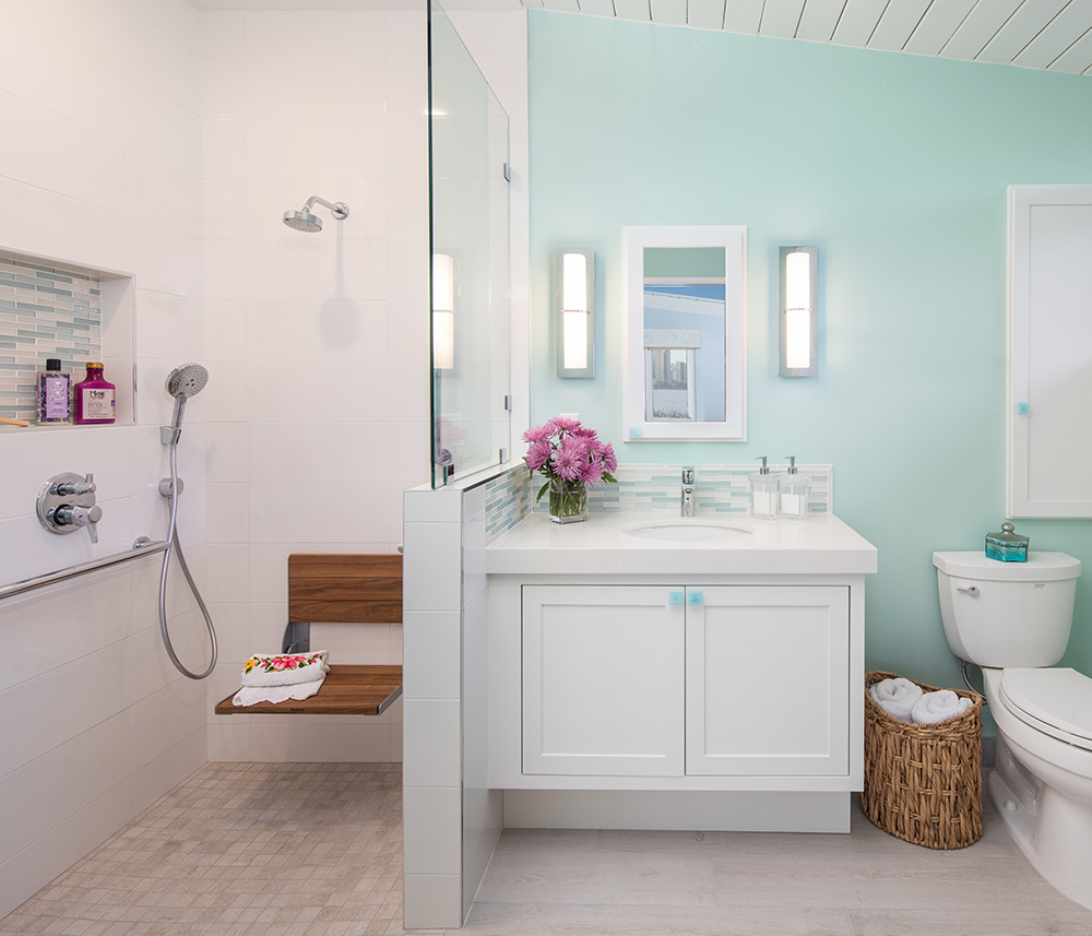 Accessible bath Coronado 16