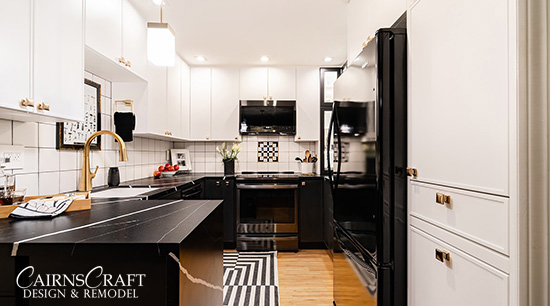 Stylish Black and White Kitchen