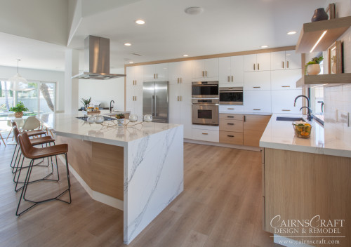 Modern La Jolla Kitchen