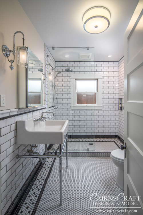 Dramatic Art Deco Black and White Bath